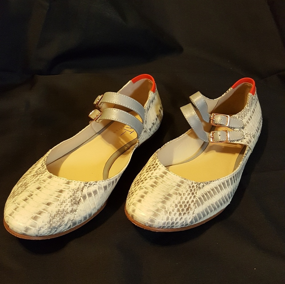 AT- collection all leather flats